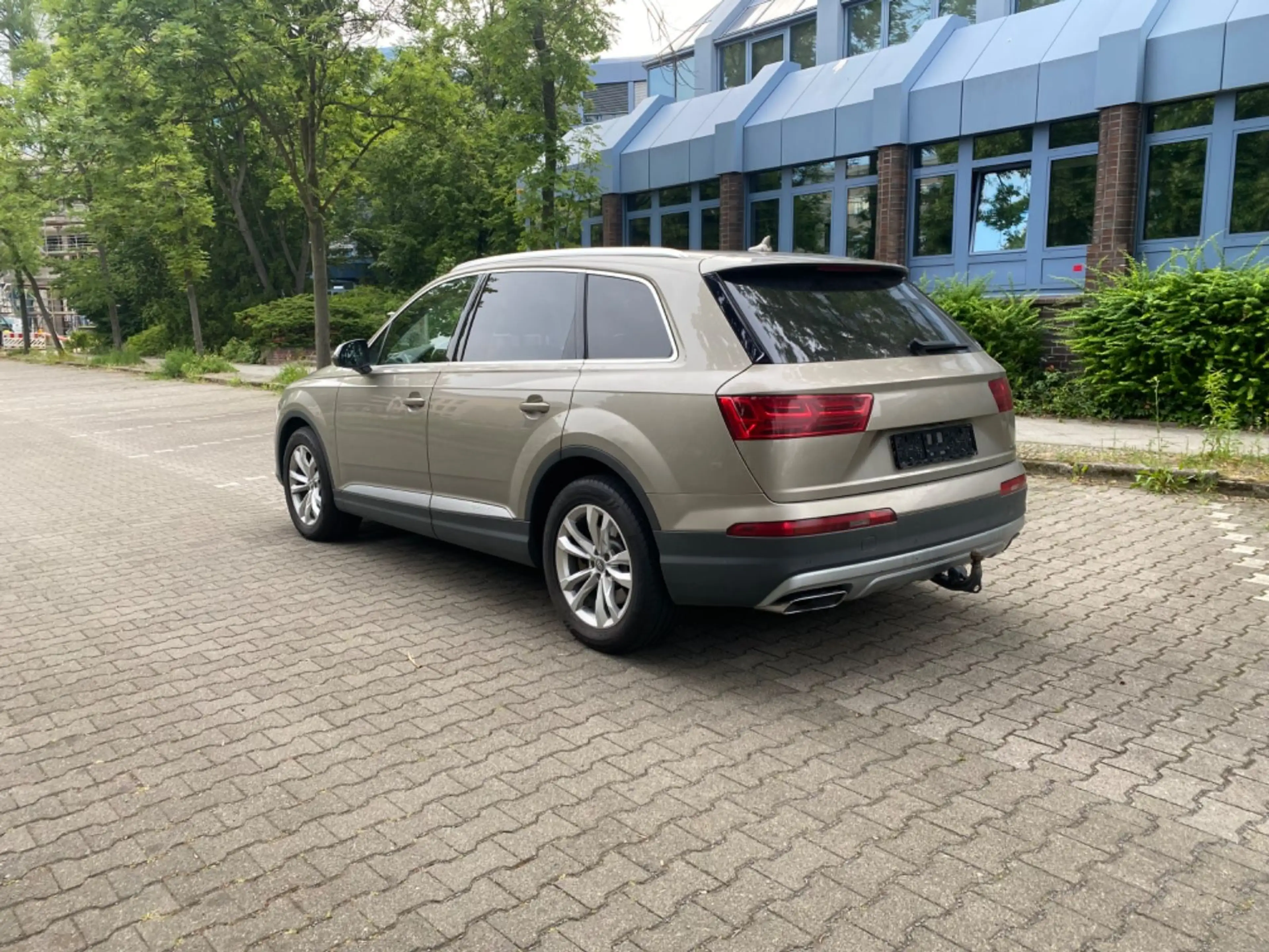 Audi Q7 3.0TDI 7Sitze VOLLAUSSTATTUNG — photo 3