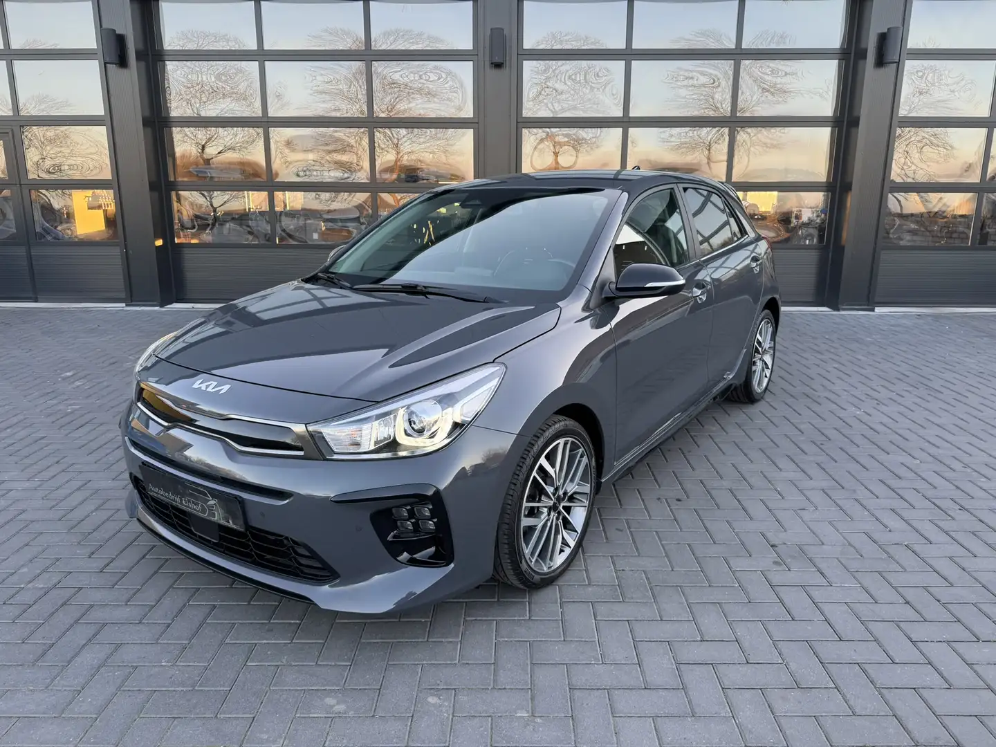 Kia Rio 1.0 T-GDI GT-Line Camera / Carplay Gris - 1