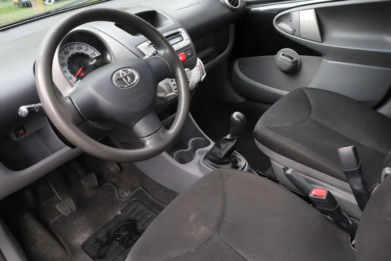 Toyota Aygo 1.0-12V Now | Airco | 5-Deuren | Historie | Radio Negro - 2