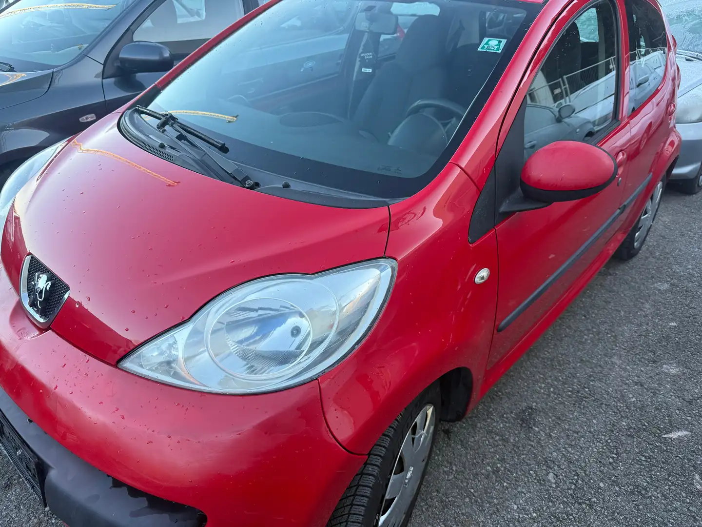 Peugeot 107 107 Junior 1,0 12V Junior Klima Euro 4 - 2