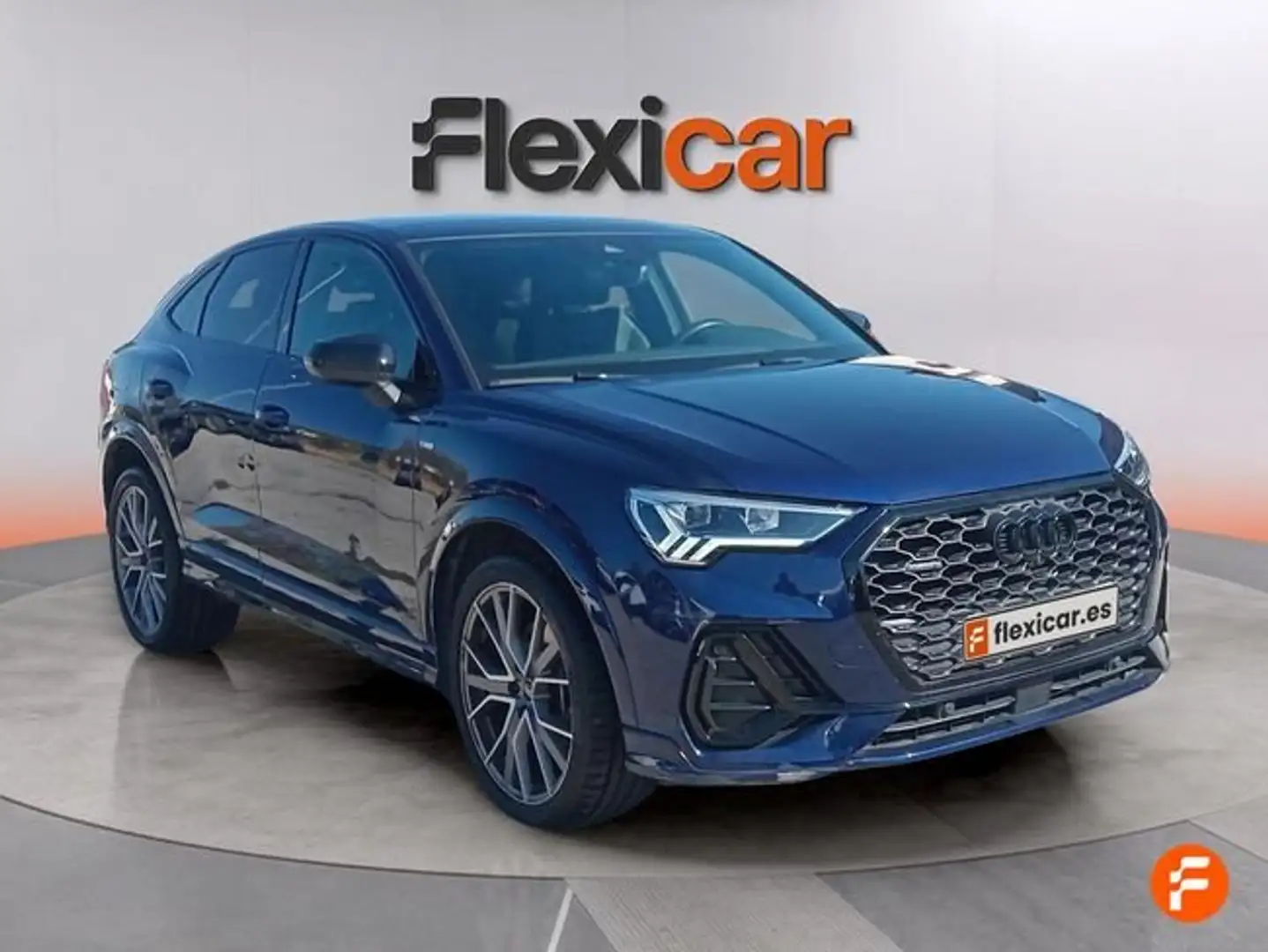 Audi Q3 40 TFSI Black line quattro S tronic Azul - 2