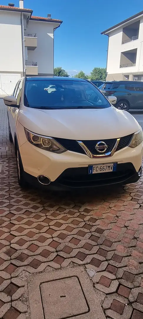 Nissan Qashqai Qashqai 1.5 dci Tekna 110cv Bianco - 2