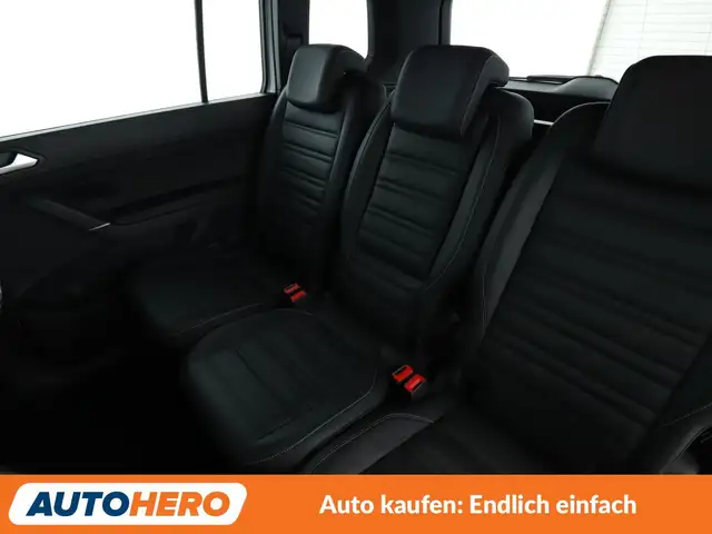Volkswagen Touran view 14