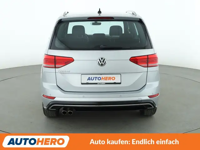 Volkswagen Touran view 5