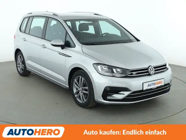 Volkswagen Touran view 8
