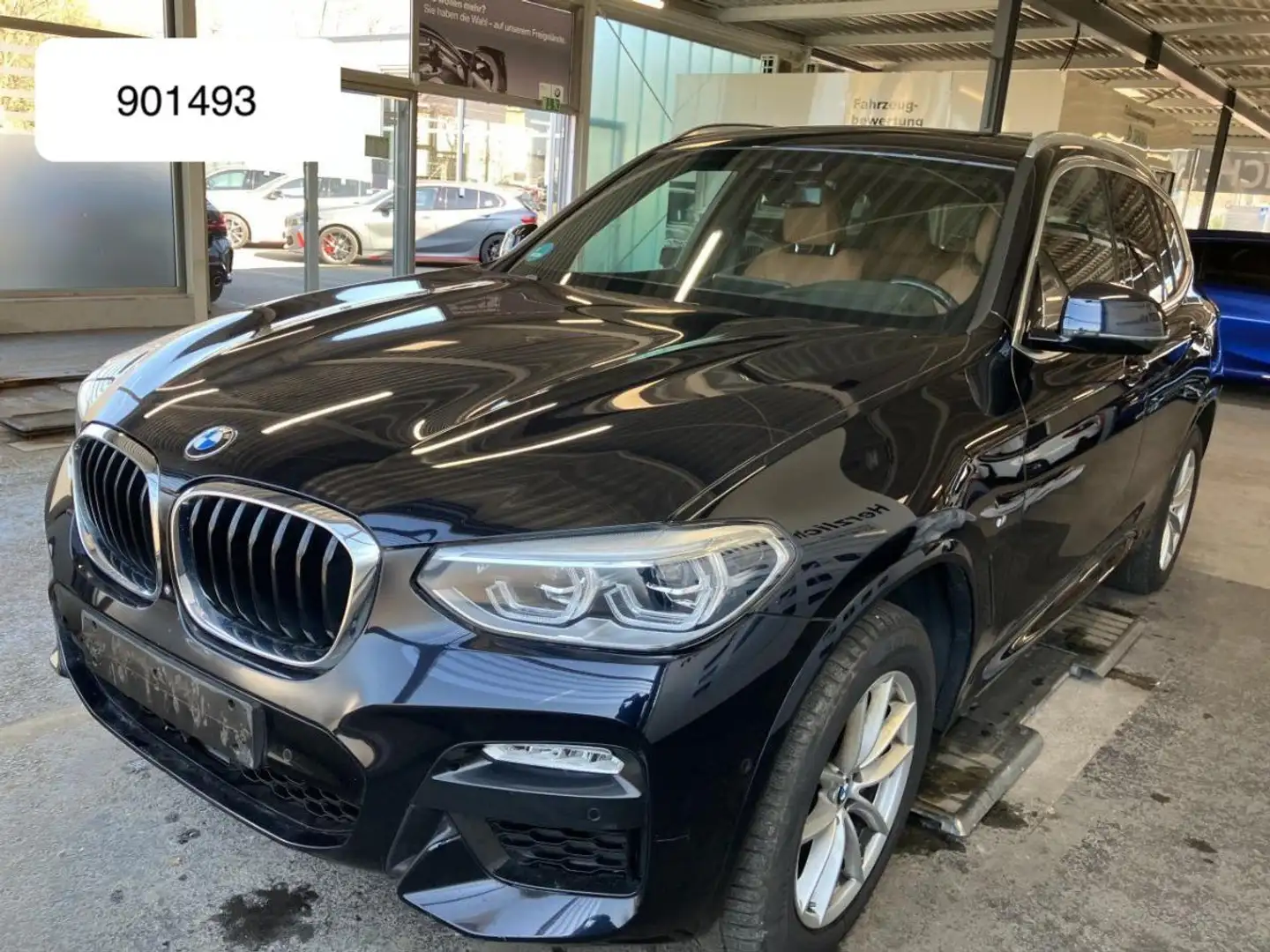 BMW X3 30i M Sport DRIVING ASS+/LED+/360°KAM/PANO/HD Schwarz - 1