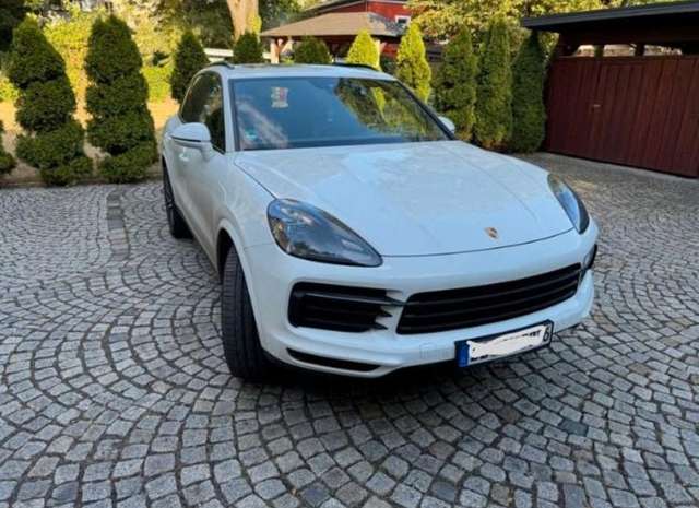 Imagine Porsche Cayenne Basis