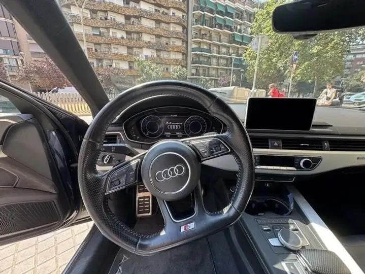 Audi A4 2016, foto 13