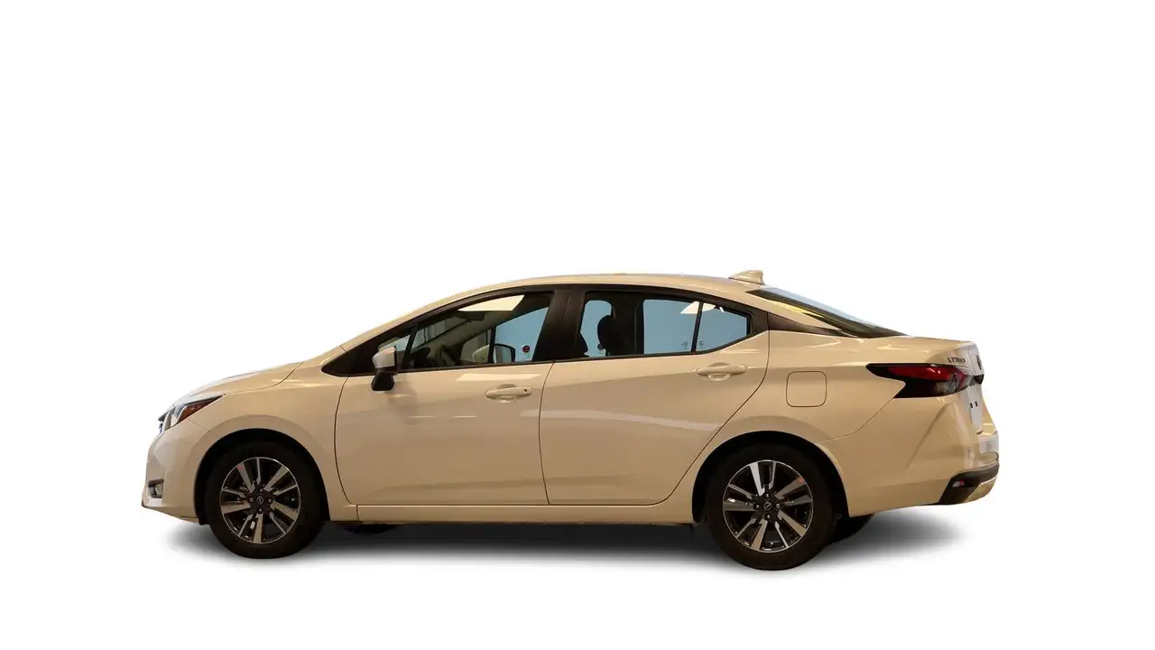 Nissan Versa снимка Nissan Versa