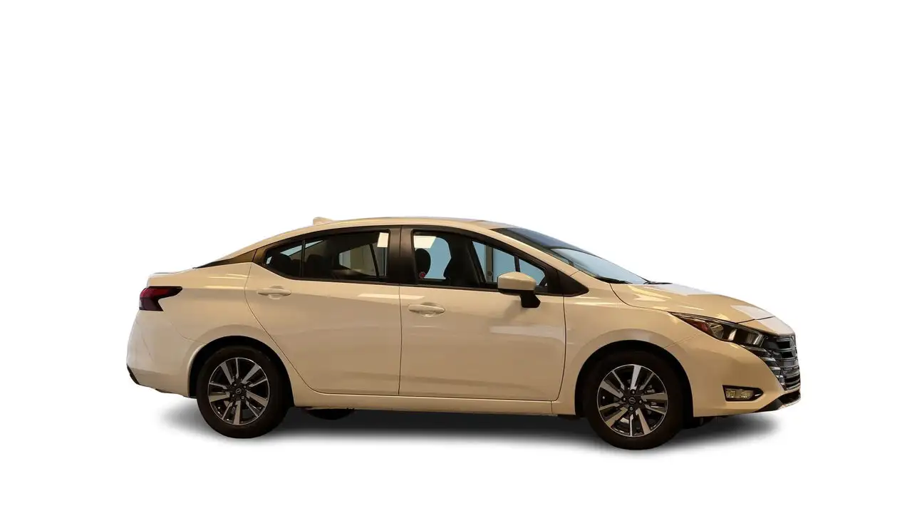 Nissan Versa снимка Nissan Versa