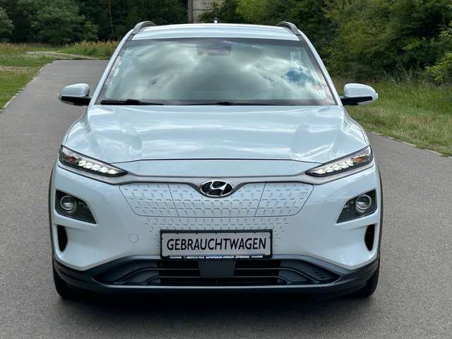 Hyundai KONA EV Style 150 kW *RW449KM*SHZ*LED*RFKamera*