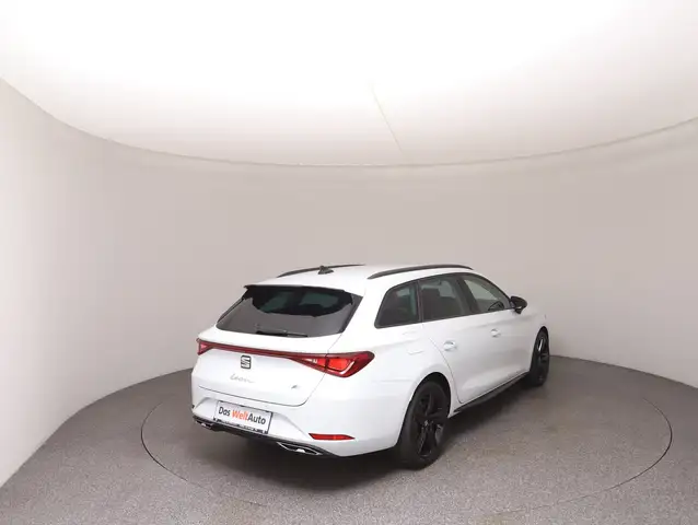 Seat Leon view 4