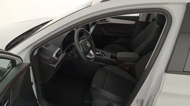 Seat Leon view 9