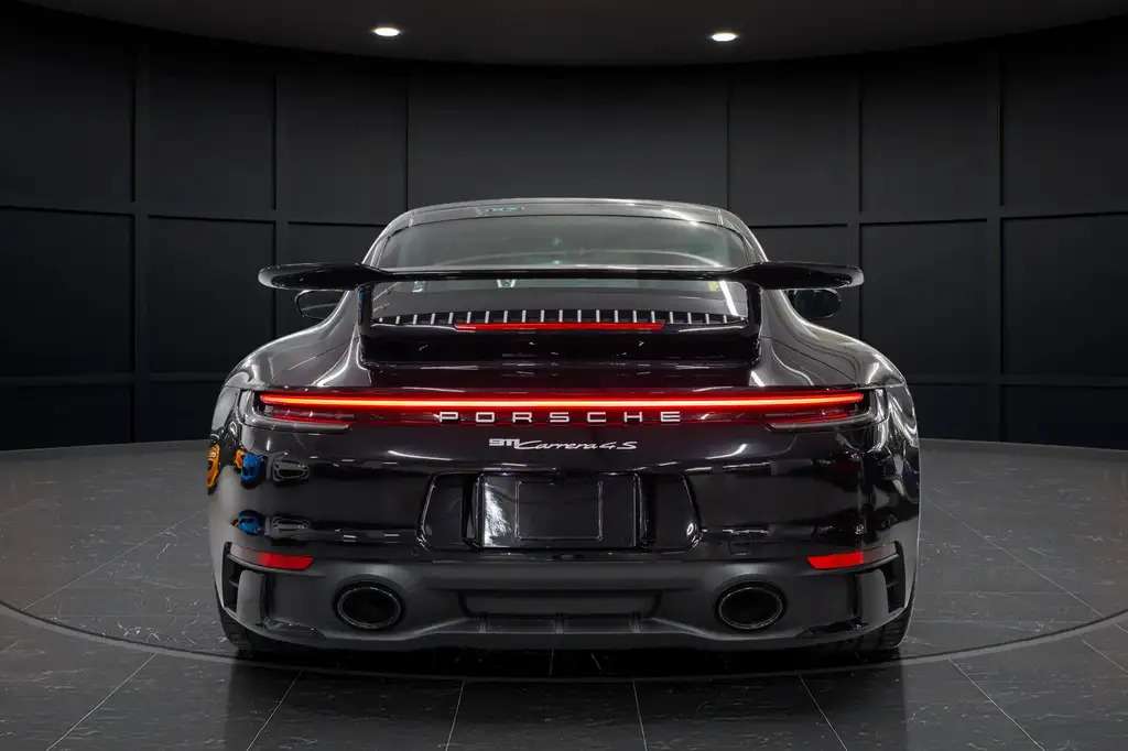 2024 Porsche 911 Carrera 4S — снимка 1