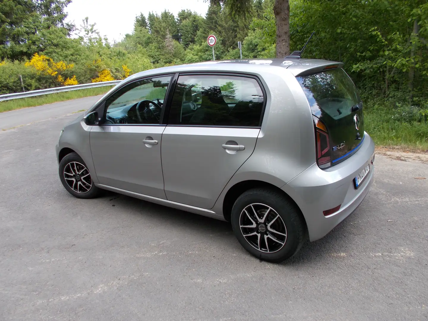 Volkswagen e-up! e-up ,CCS.1.Hand,Extras Gris - 2