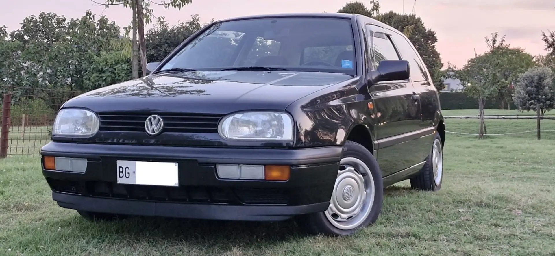 Volkswagen Golf 3p 1.4 GL cat. TARGA ORO - 1