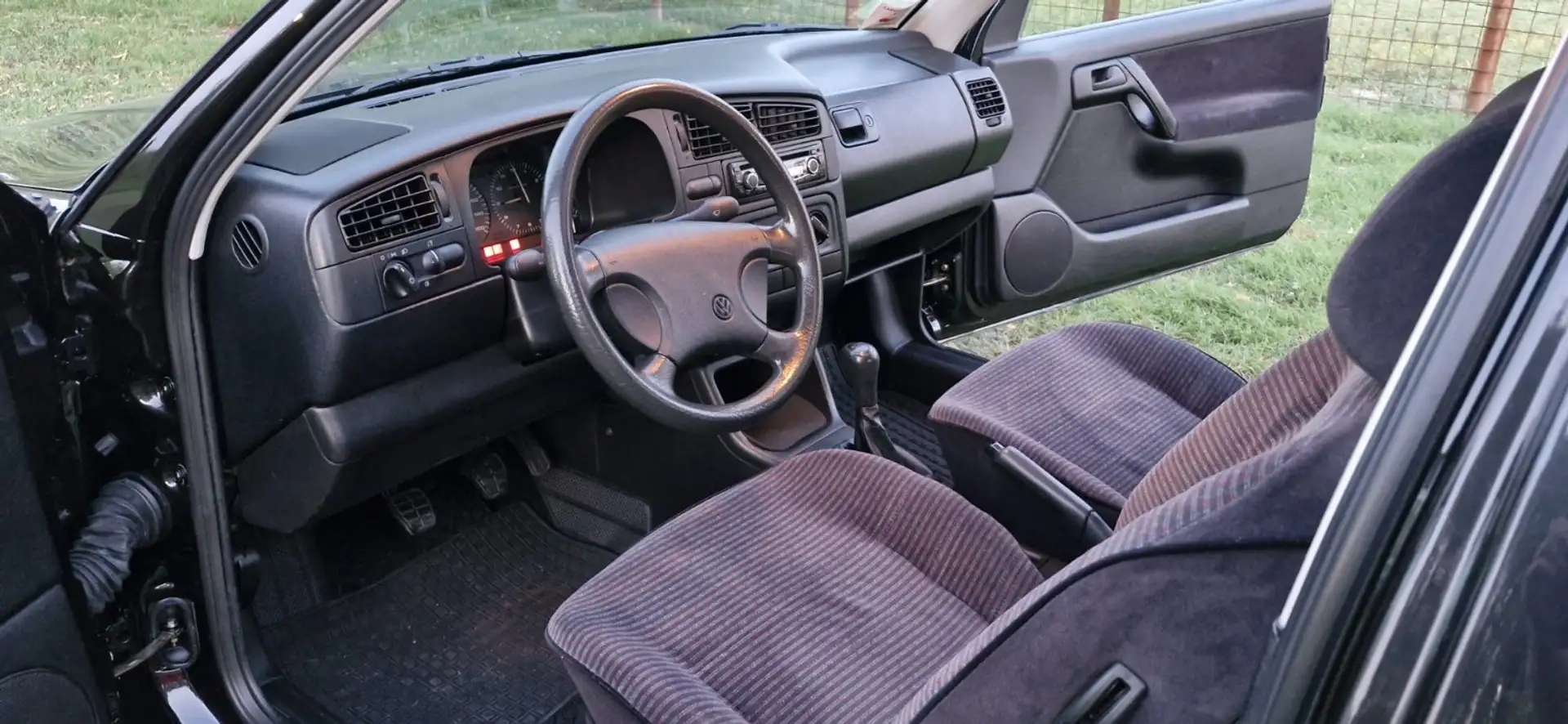 Volkswagen Golf 3p 1.4 GL cat. TARGA ORO - 2