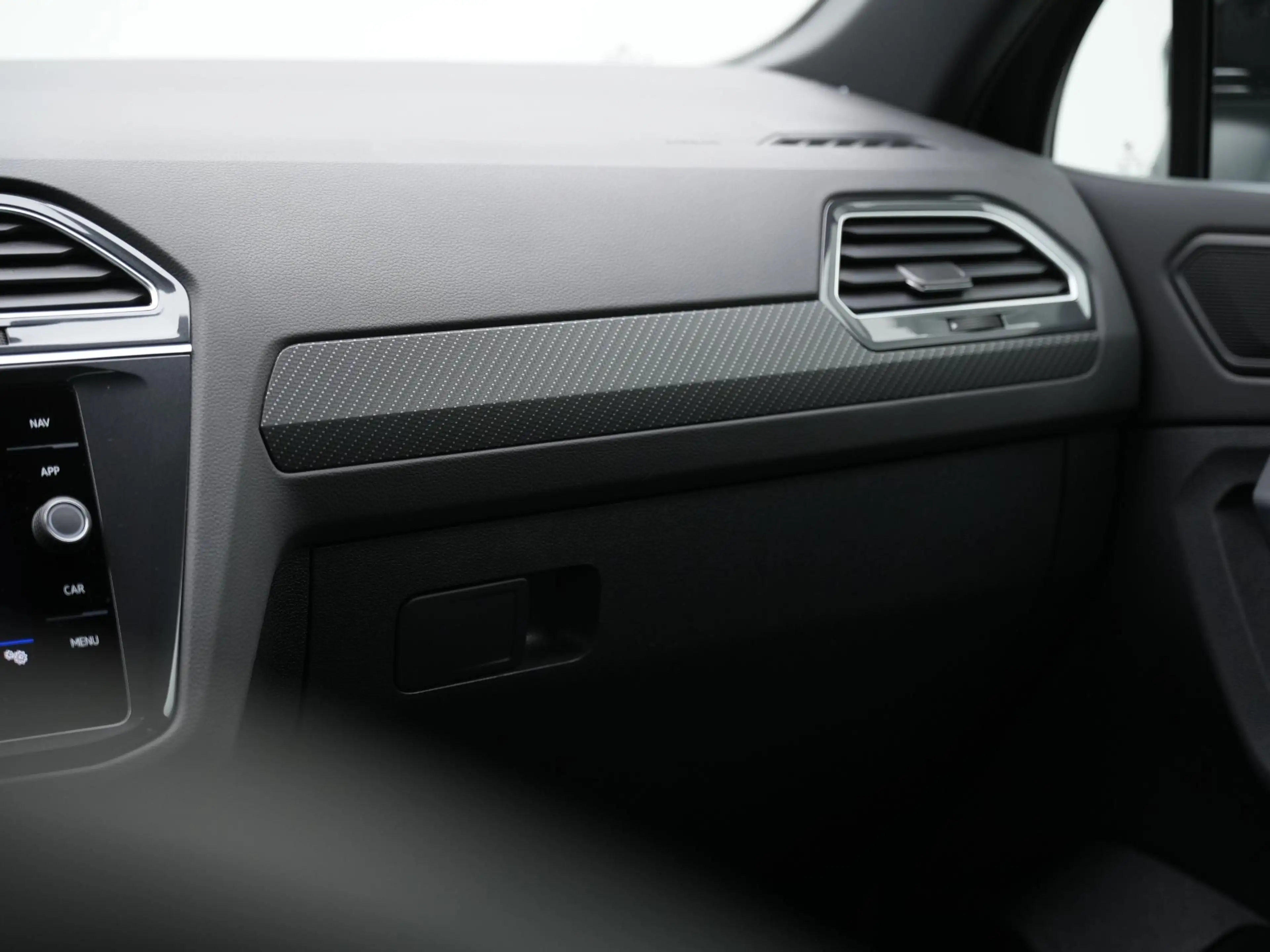 Volkswagen Tiguan 1.4 TSI eHybrid 245 pk R-Line Business | IQ Light — photo 9