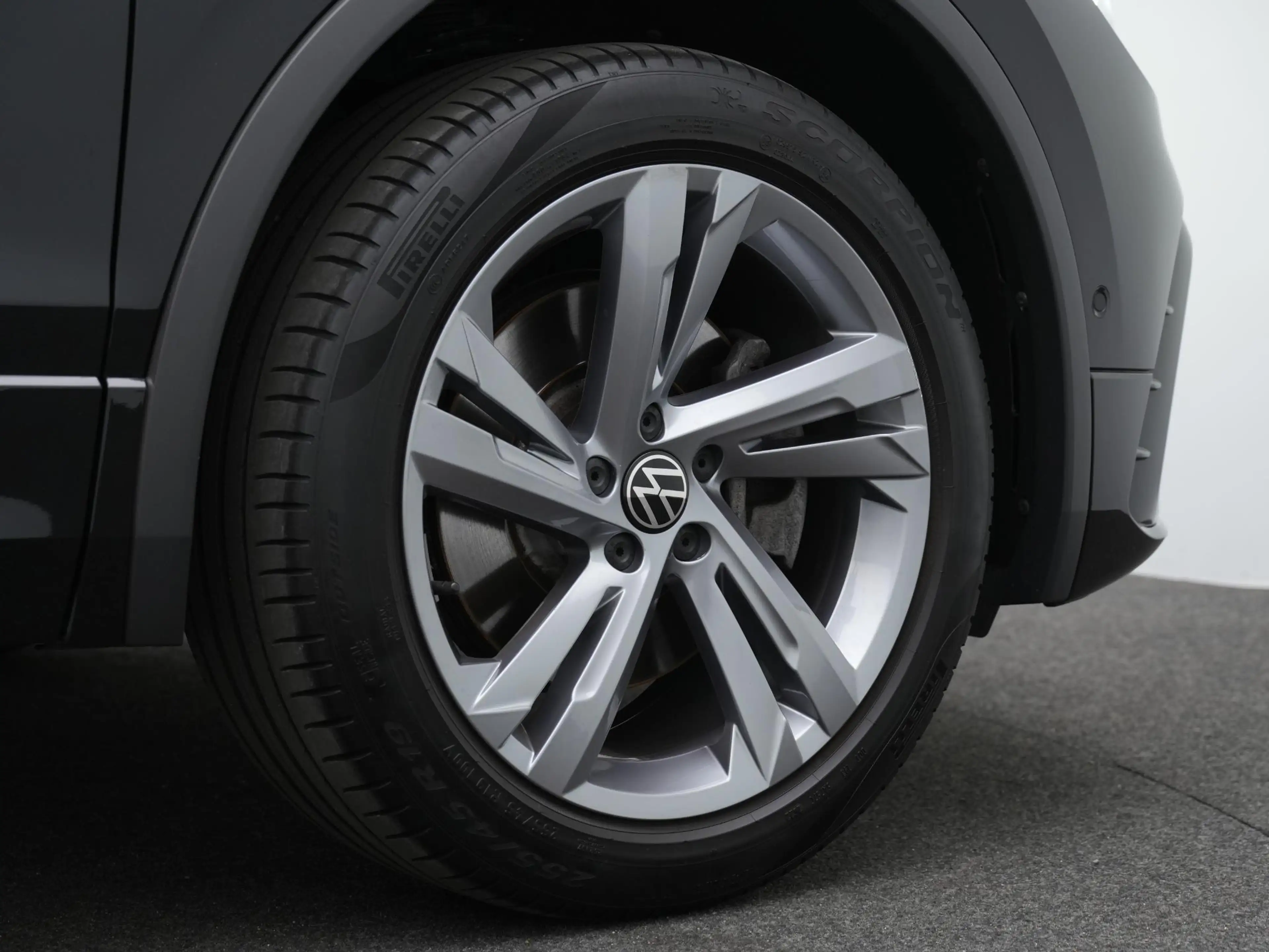 Volkswagen Tiguan 1.4 TSI eHybrid 245 pk R-Line Business | IQ Light — photo 10