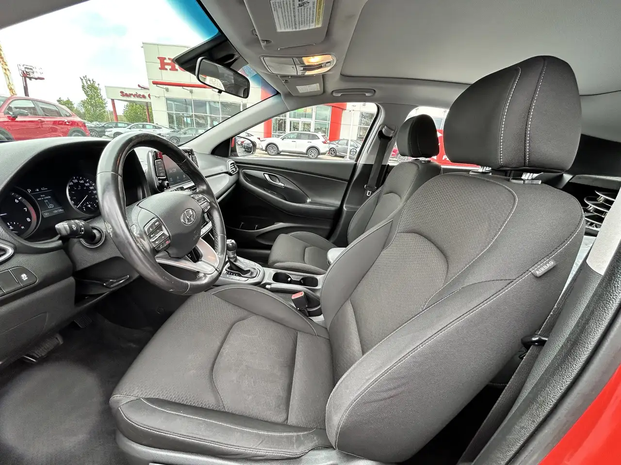 Hyundai ELANTRA снимка Hyundai ELANTRA