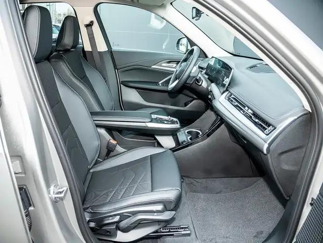 BMW X1 view 4