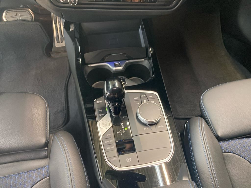 BMW 218 M Sport — photo 12
