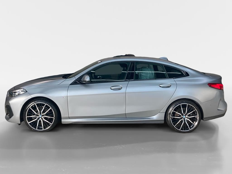 BMW 218 M Sport — photo 4