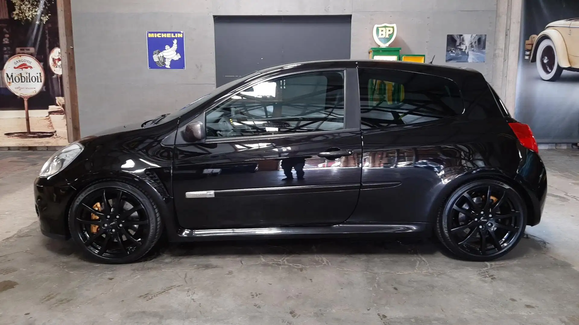 Renault Clio 2.0-16V RS 197PK | Renault SPORT | Rijklaar | Crui crna - 2