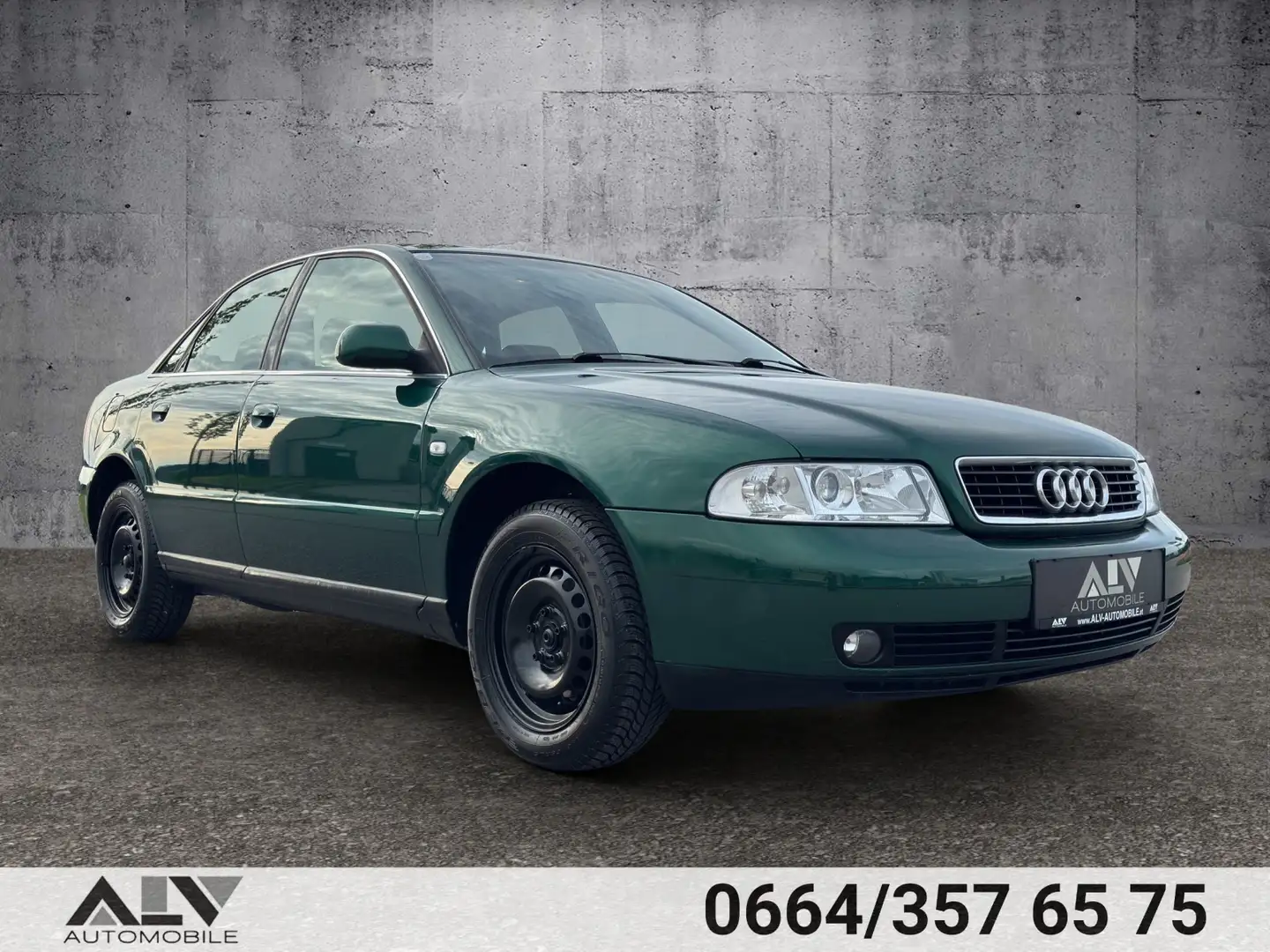 Audi A4 1,6 Edition Limousine 2.Besitz! Grün - 1