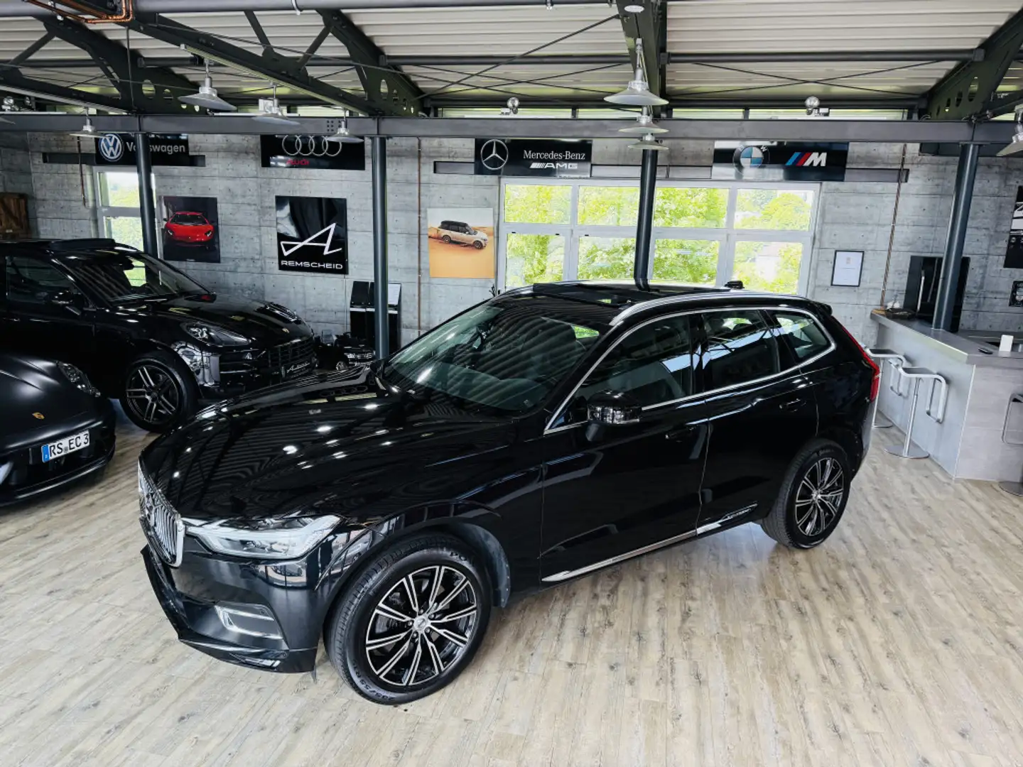 Volvo XC60 Inscription 2WD*PANO*360°KAM*AHK*LED*NAVI* Noir - 2