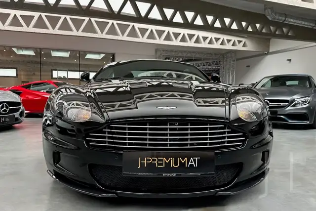 Aston Martin DBS Carbon Black Edition Ansicht 4