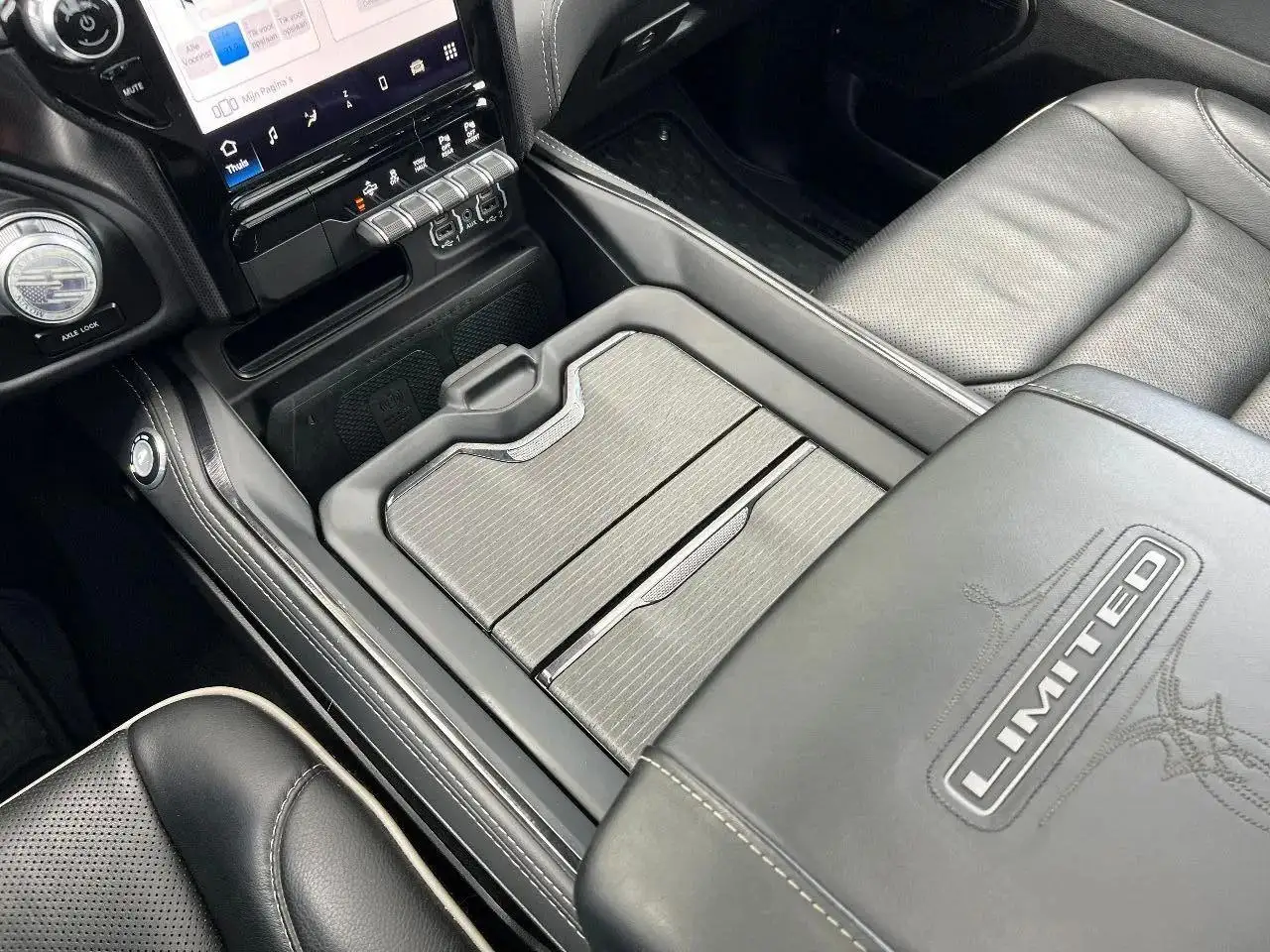Dodge RAM 2022 — фото 11