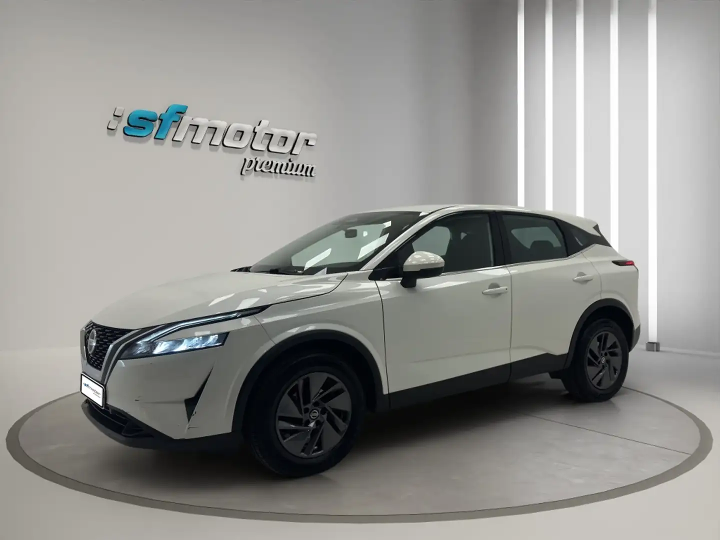 Nissan Qashqai 1.3 DIG-T mHEV 12V Acenta 4x2 Aut. 116kW Blanco - 1
