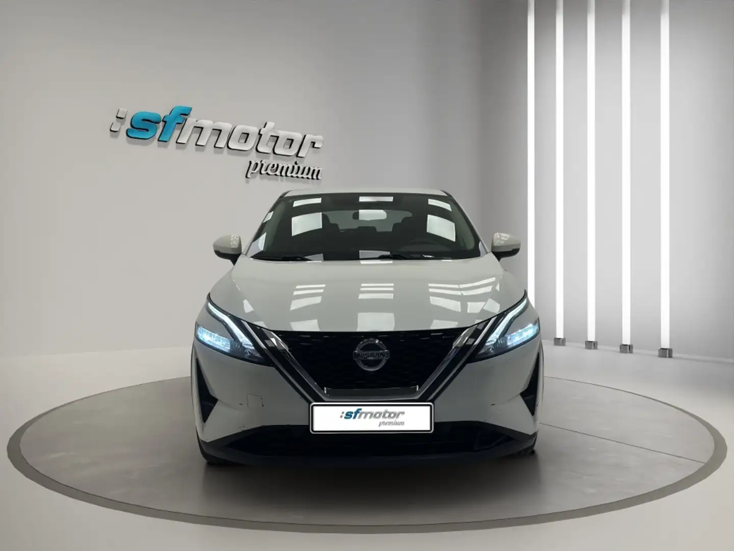 Nissan Qashqai 1.3 DIG-T mHEV 12V Acenta 4x2 Aut. 116kW Blanco - 2