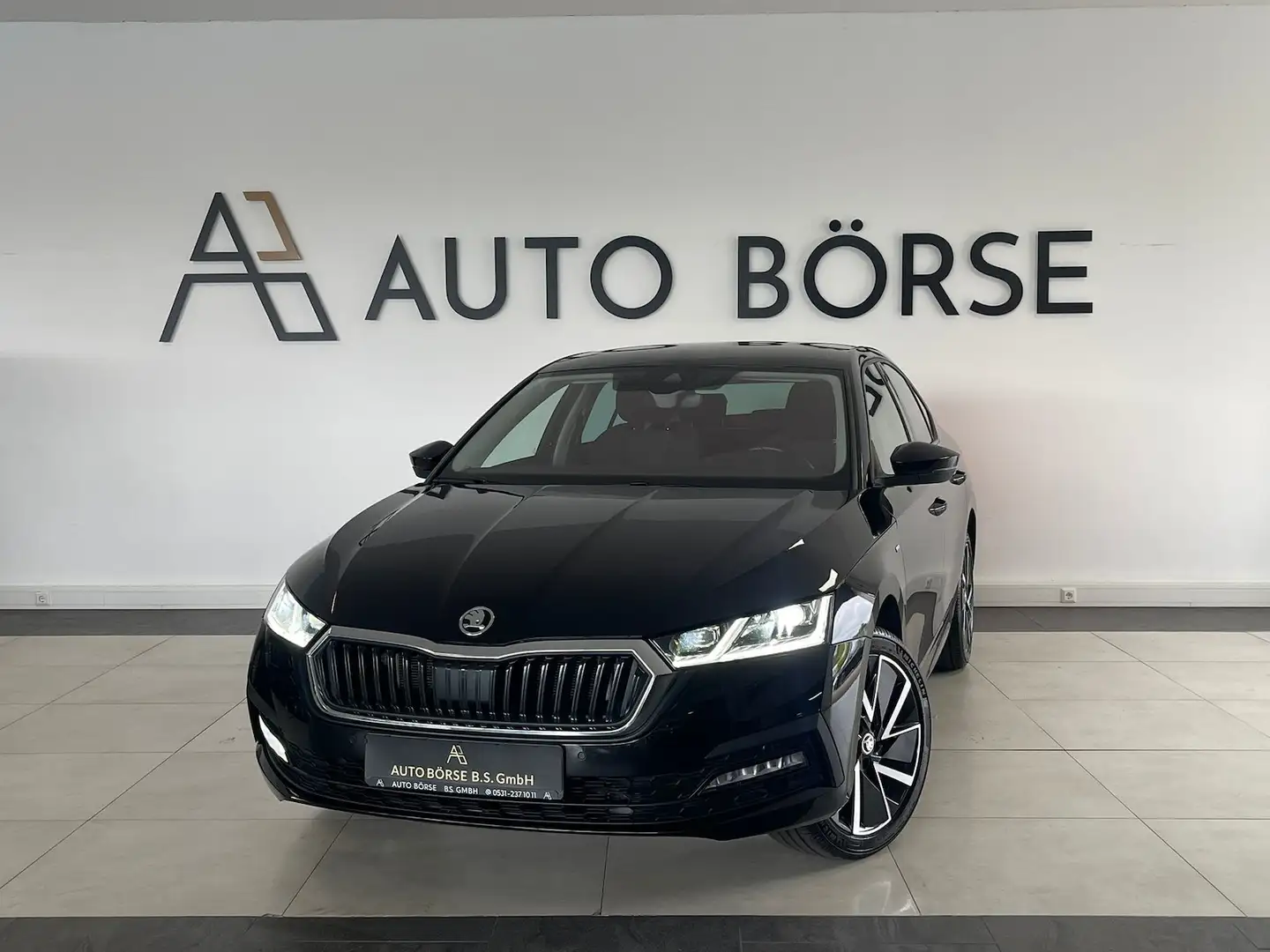 Skoda Octavia Lim 2.0 TDI DSG Ambition Clever*CAM*ViCo Nero - 1