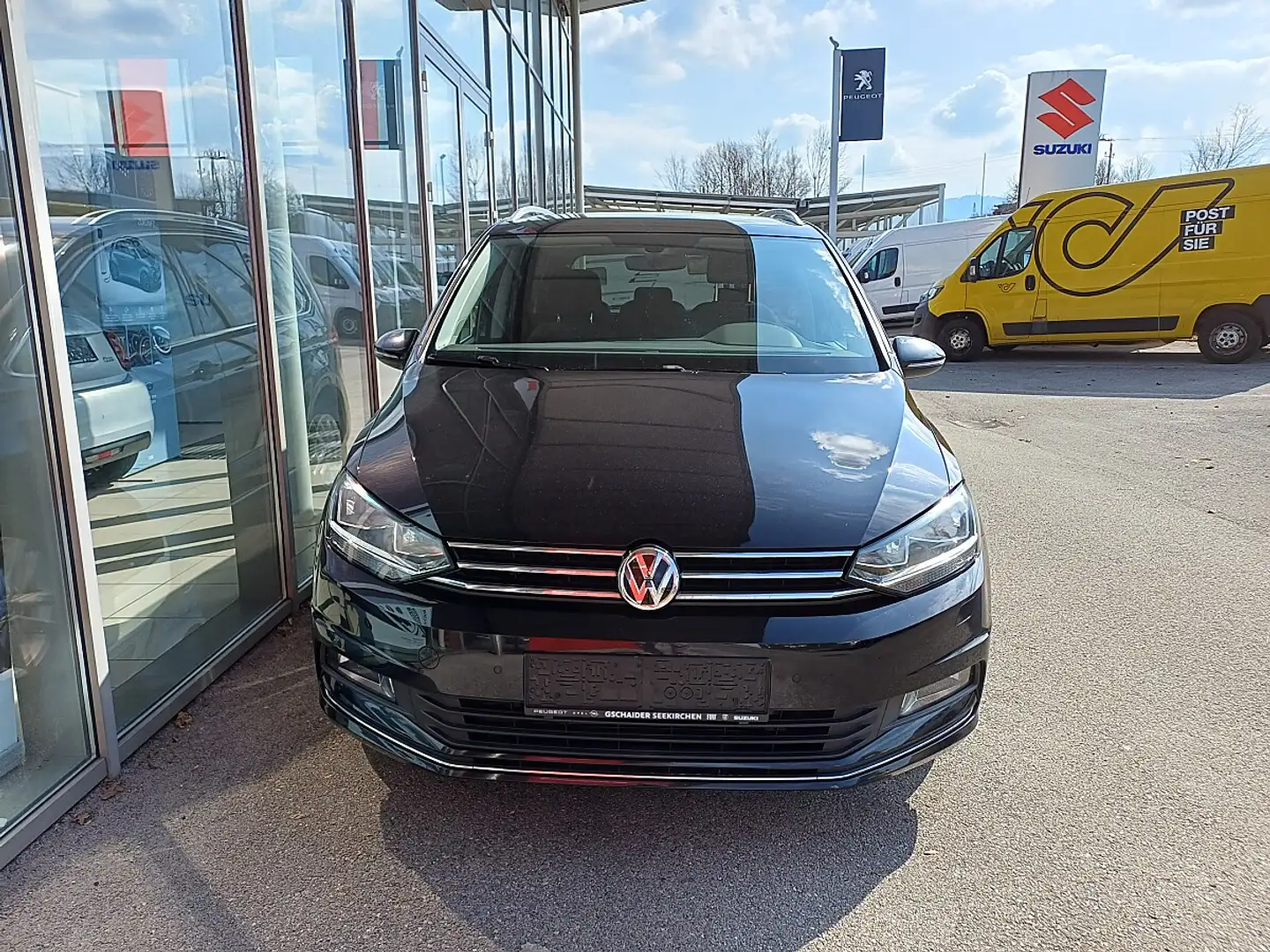 Volkswagen Touran Highline 1,6 SCR TDI Schwarz - 2