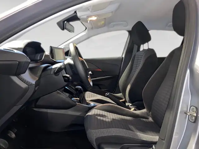 Peugeot 208 view 7