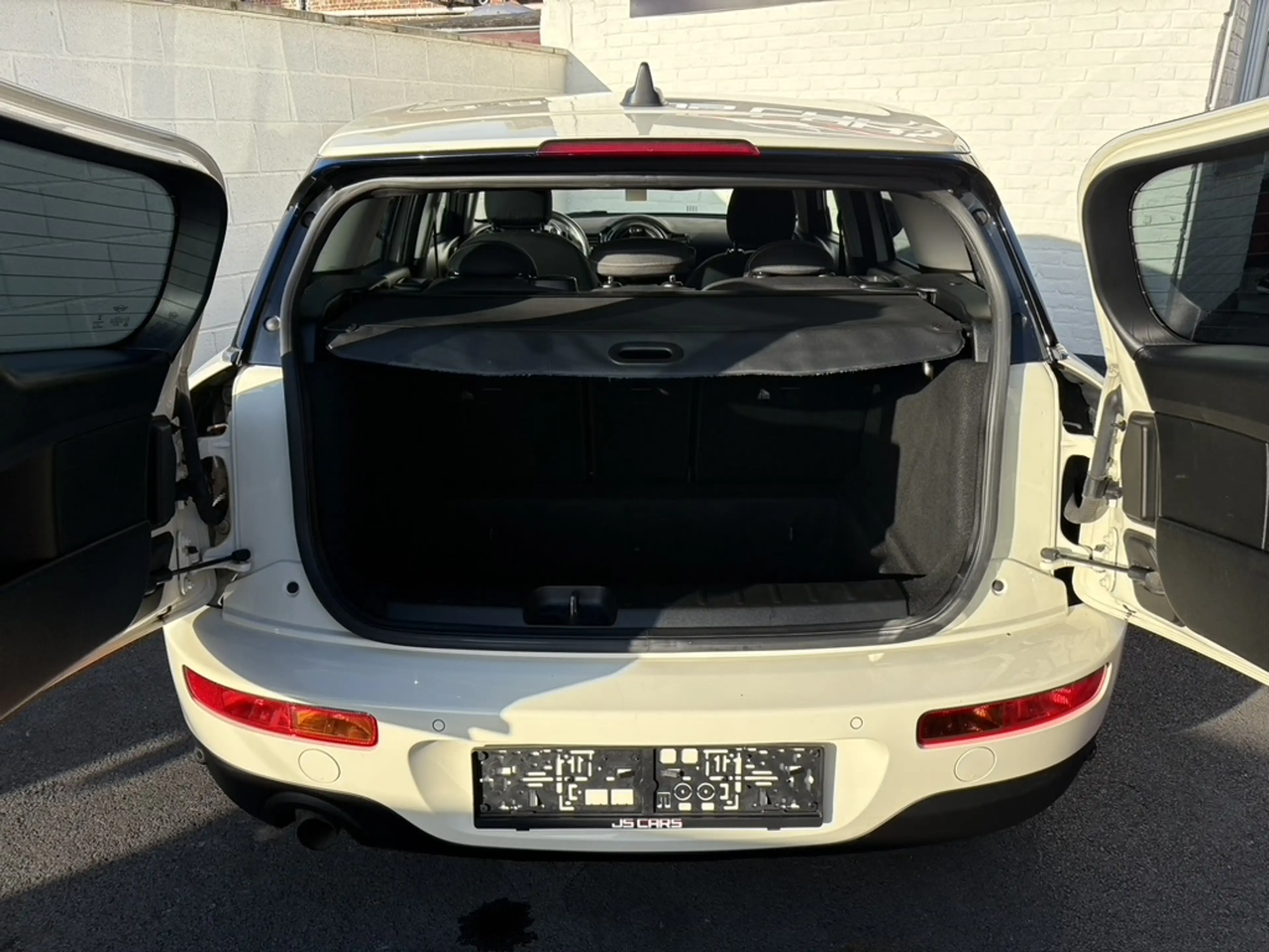 MINI One D Clubman 1.5D*GPS*AIRCO*CRUISE*PDC*LED*BLUETOOTH* — photo 9
