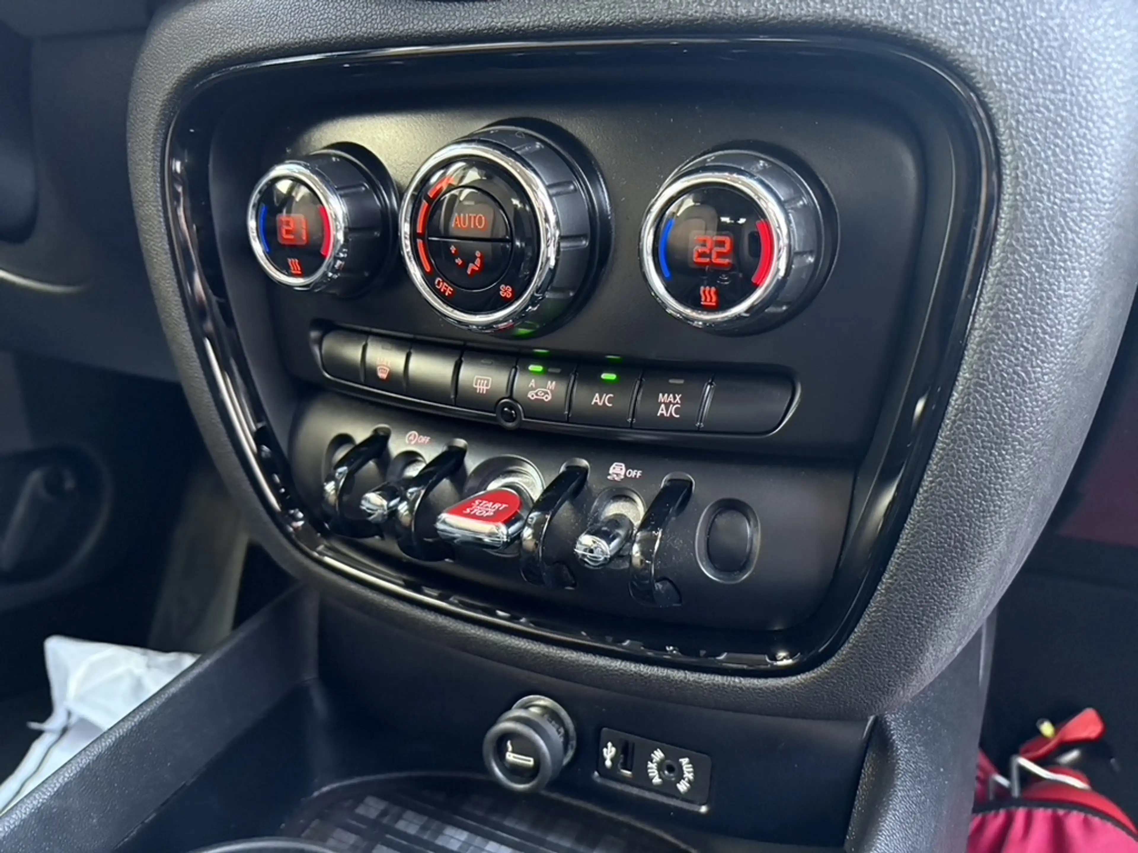 MINI One D Clubman 1.5D*GPS*AIRCO*CRUISE*PDC*LED*BLUETOOTH* — photo 14