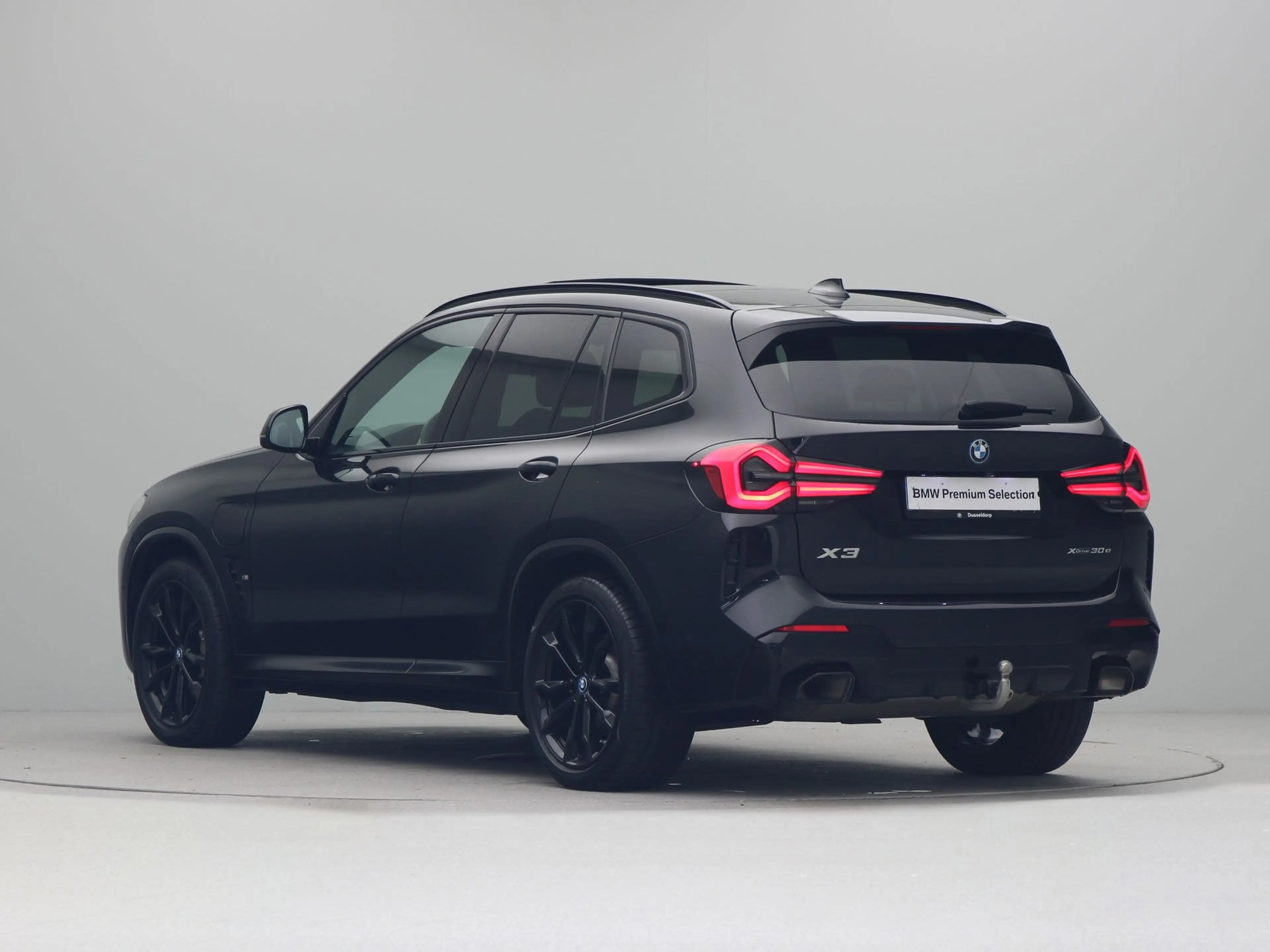 BMW X3 xDrive30e High Executive M Sport — photo 11