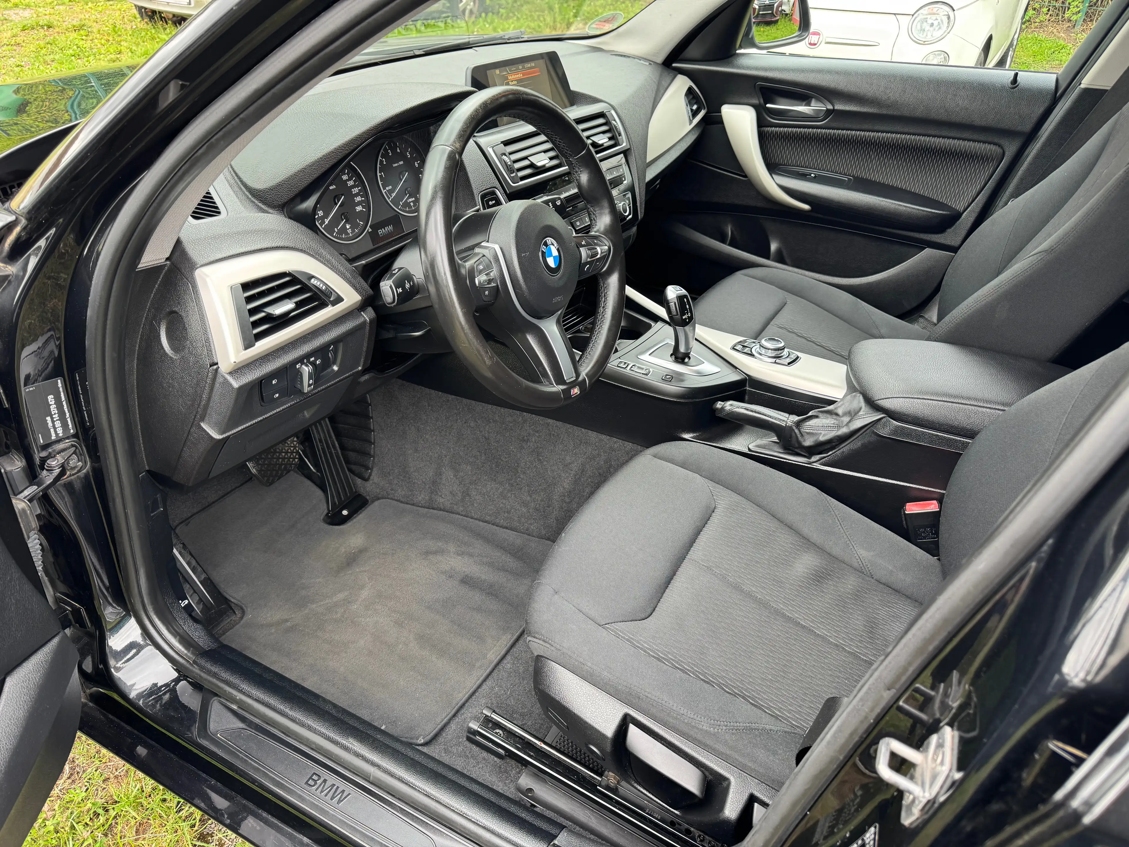 BMW 118 118 i Advantage-AUTOMATIK — photo 9