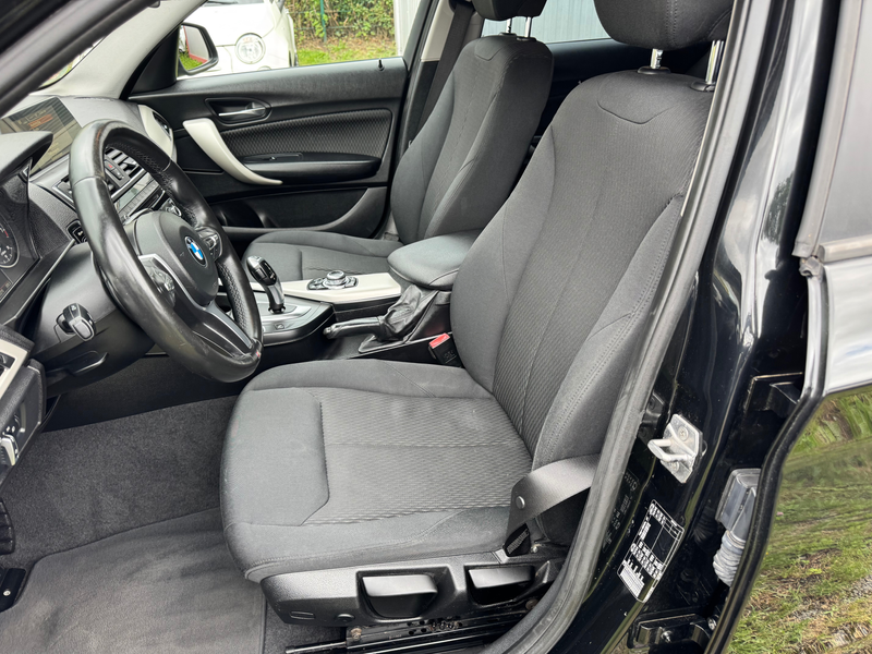 BMW 118 118 i Advantage-AUTOMATIK — photo 11