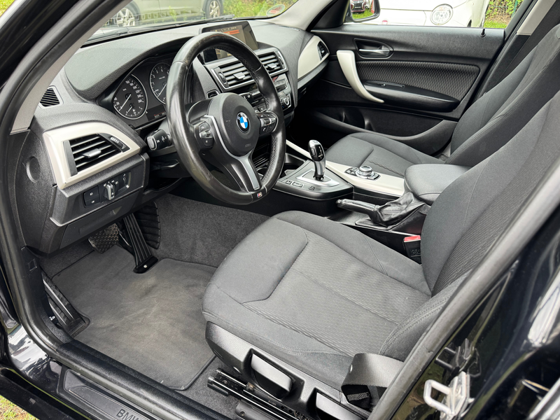 BMW 118 118 i Advantage-AUTOMATIK — photo 10
