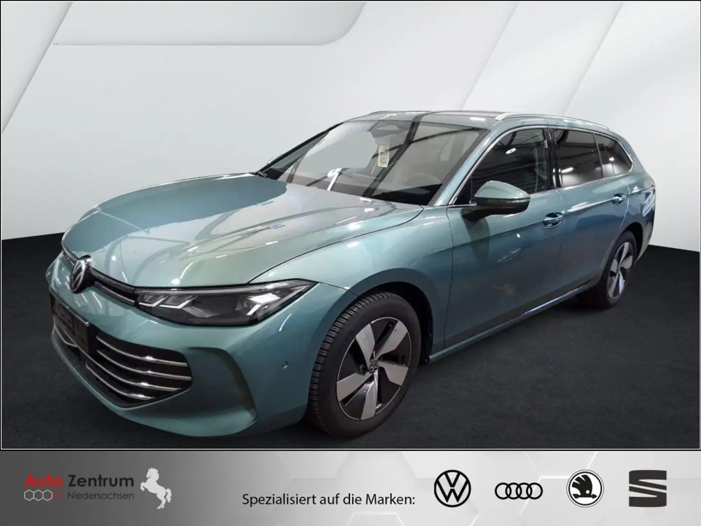 Volkswagen Passat Variant 1.5 e-TSI Business AHK mit TrailerAssist*230V-Strm Зелёный - 1