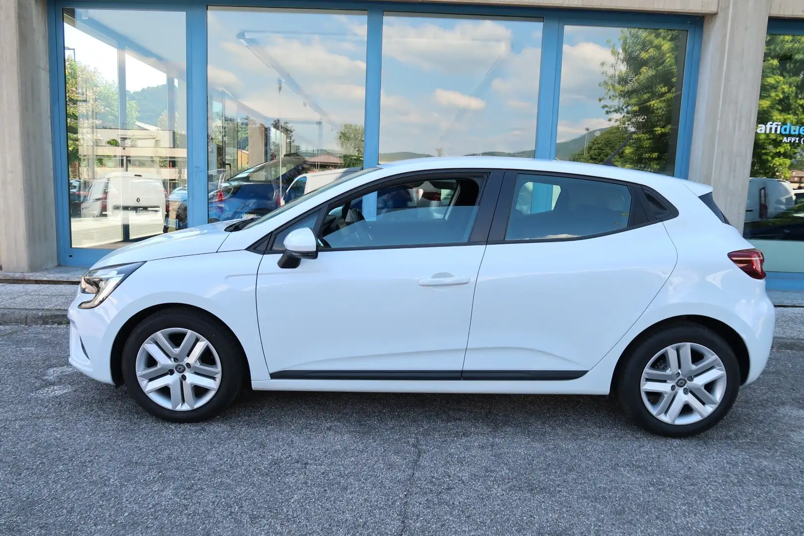 Renault Clio SCe 65 CV 5p Business Bianco - 2