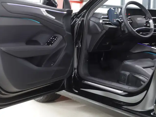 Audi A6 quattro TDI 150 kW Ansicht 28