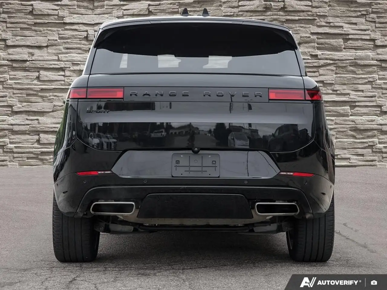 Land Rover Range Rover Sport photo Land Rover Range Rover Sport