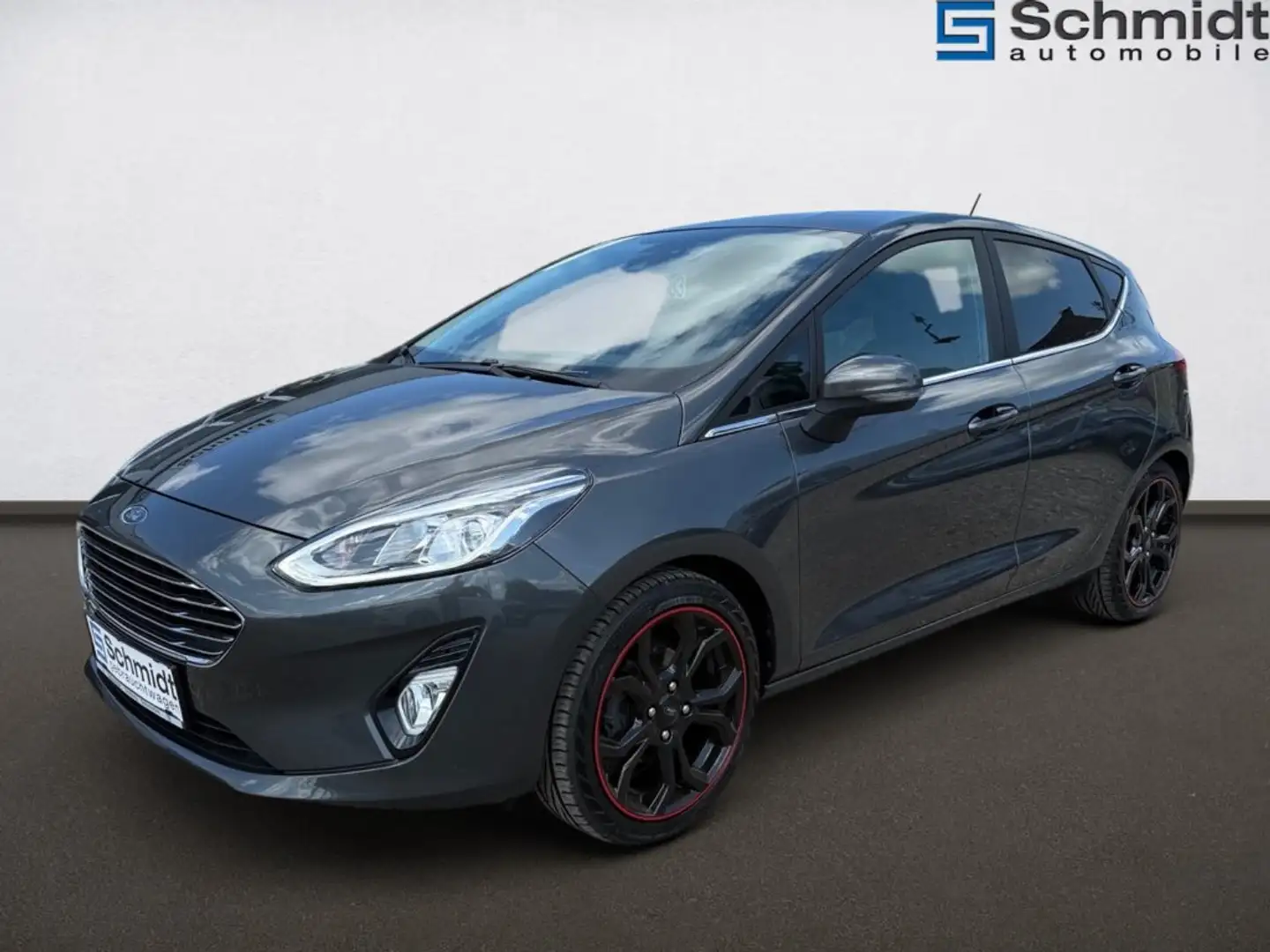 Ford Fiesta Titanium 5-türig 1,0 EBoost 95PS M6 F Grau - 2