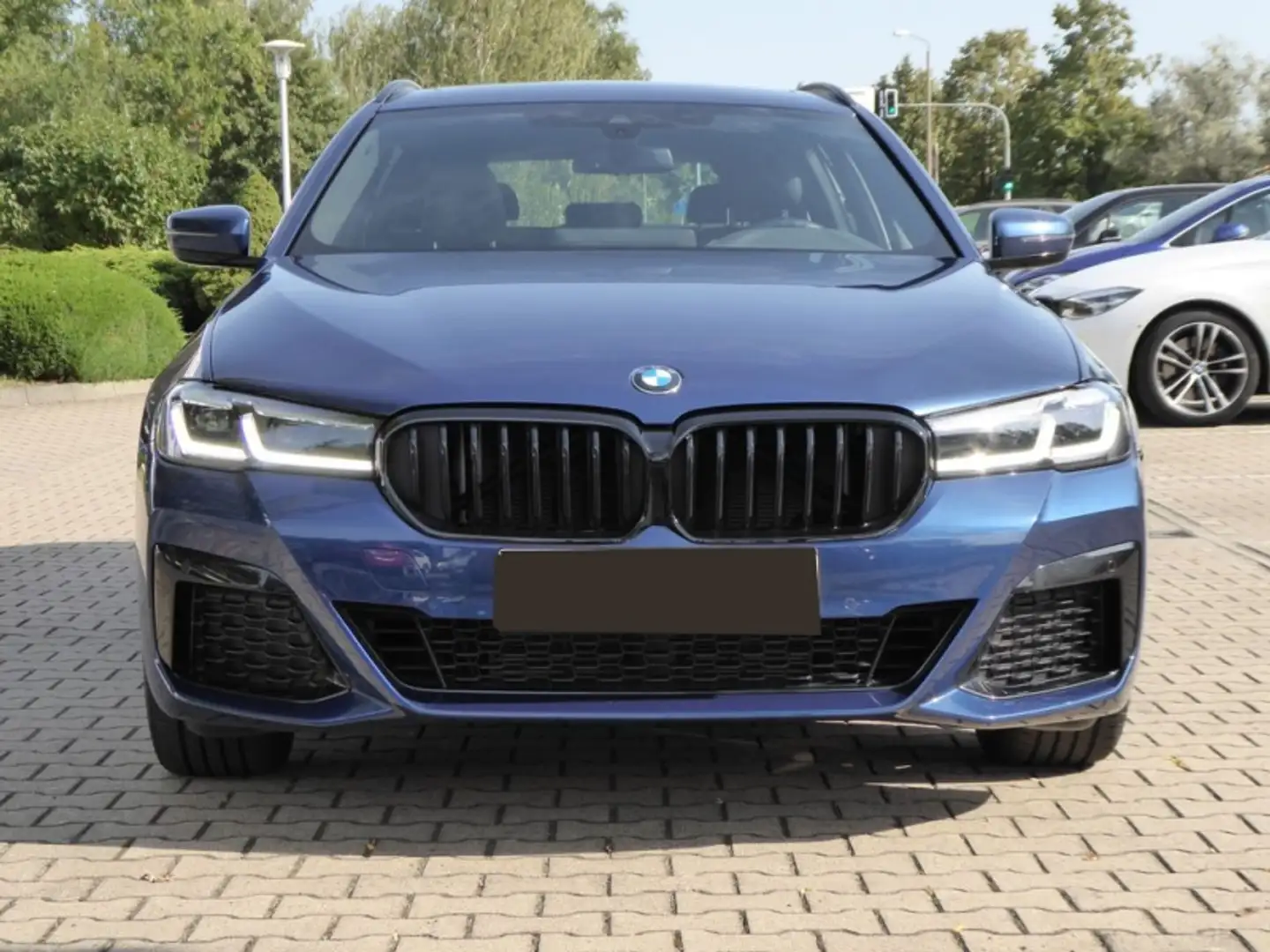 BMW 520 d 48V xDrive Touring Msport Blu/Azzurro - 2