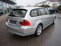 BMW 320 320d Aut. Touring **Navi*Leder*Panorama*Xenon** Argent - thumbnail 3